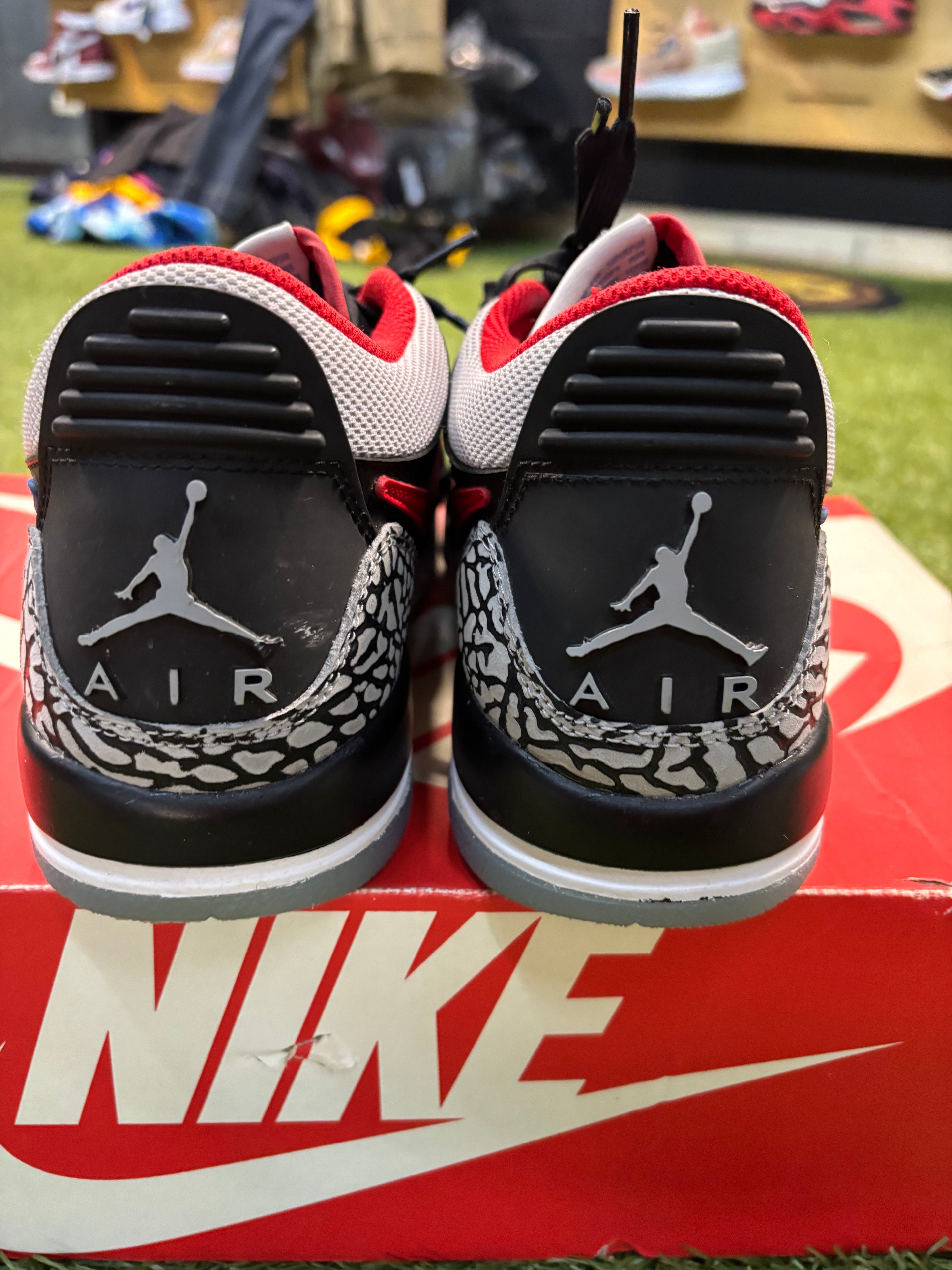 Jordan Legacy 312 size 7y