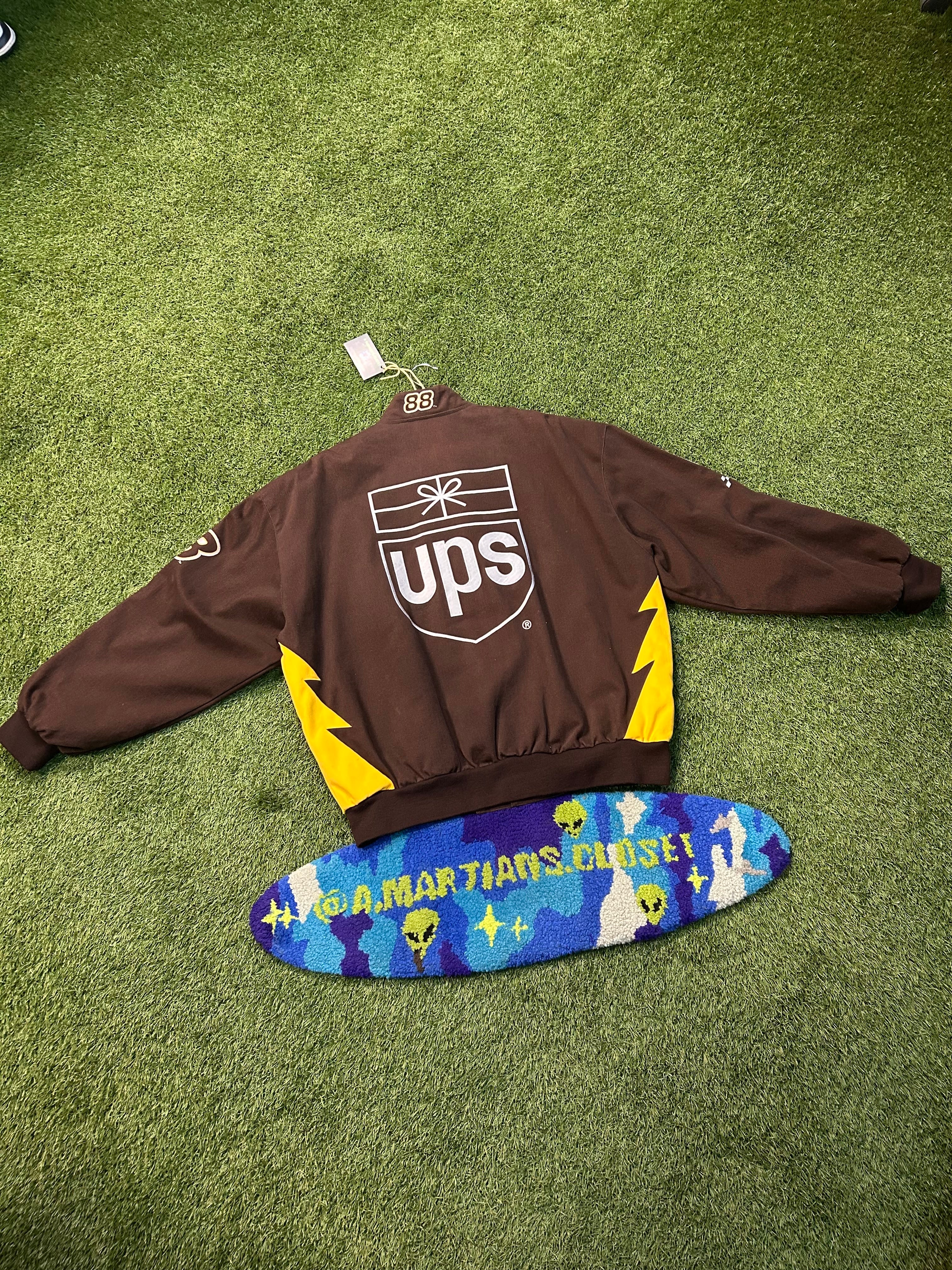 Vintage 90s Dale Jarret UPS Heavy NASCAR Jacket
