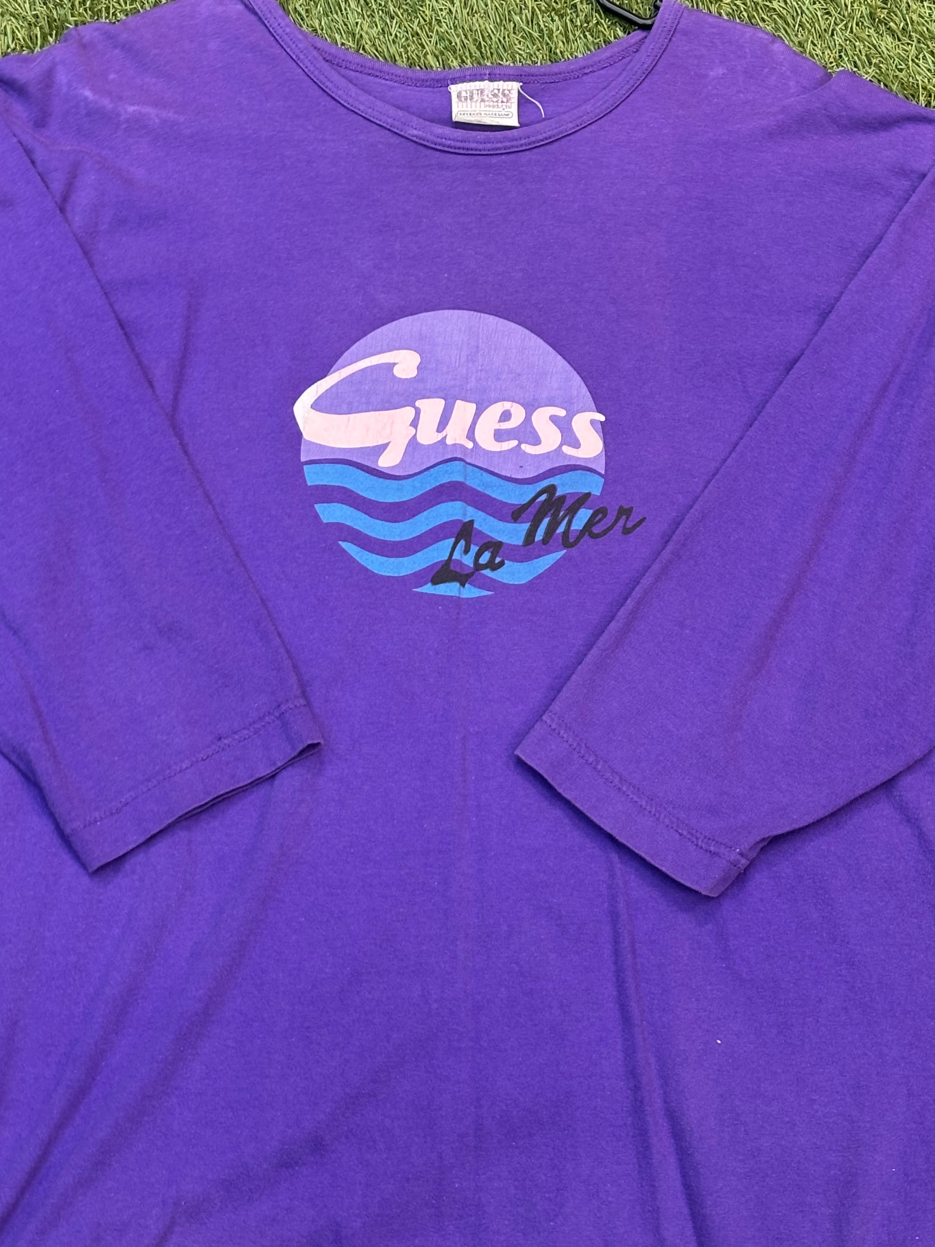 (Needs pics) Women’s Vintage Guess Long Sleeve Tee