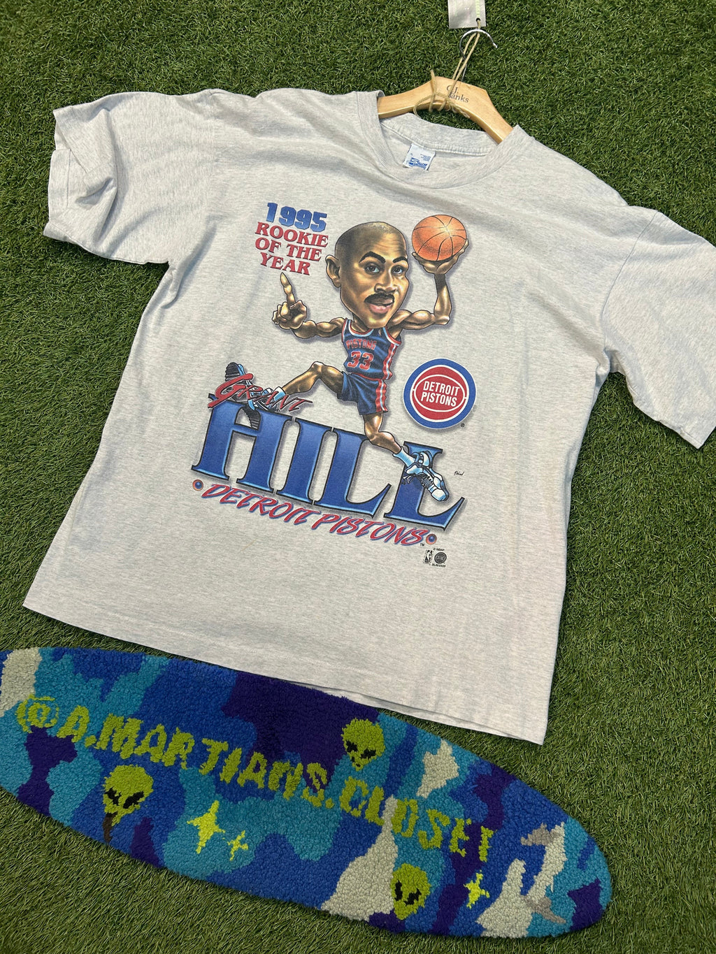 Vintage 1995 Salem Detroit Pistons Grant Hill Rookie Of The Year Tee