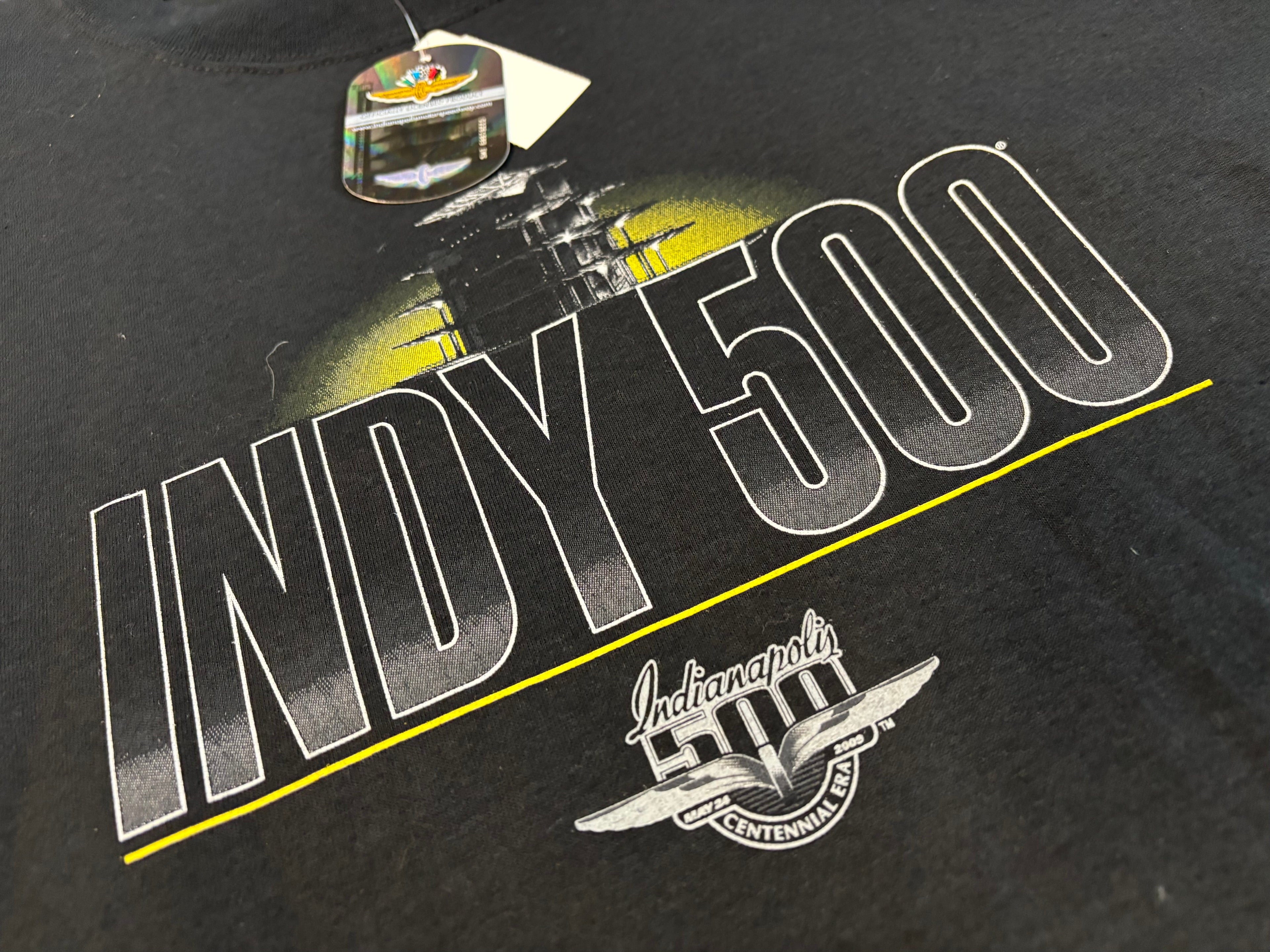 Dead stock 2009 Indy 500 racing T-Shirt Size 2XL Brickyard Authentics tag