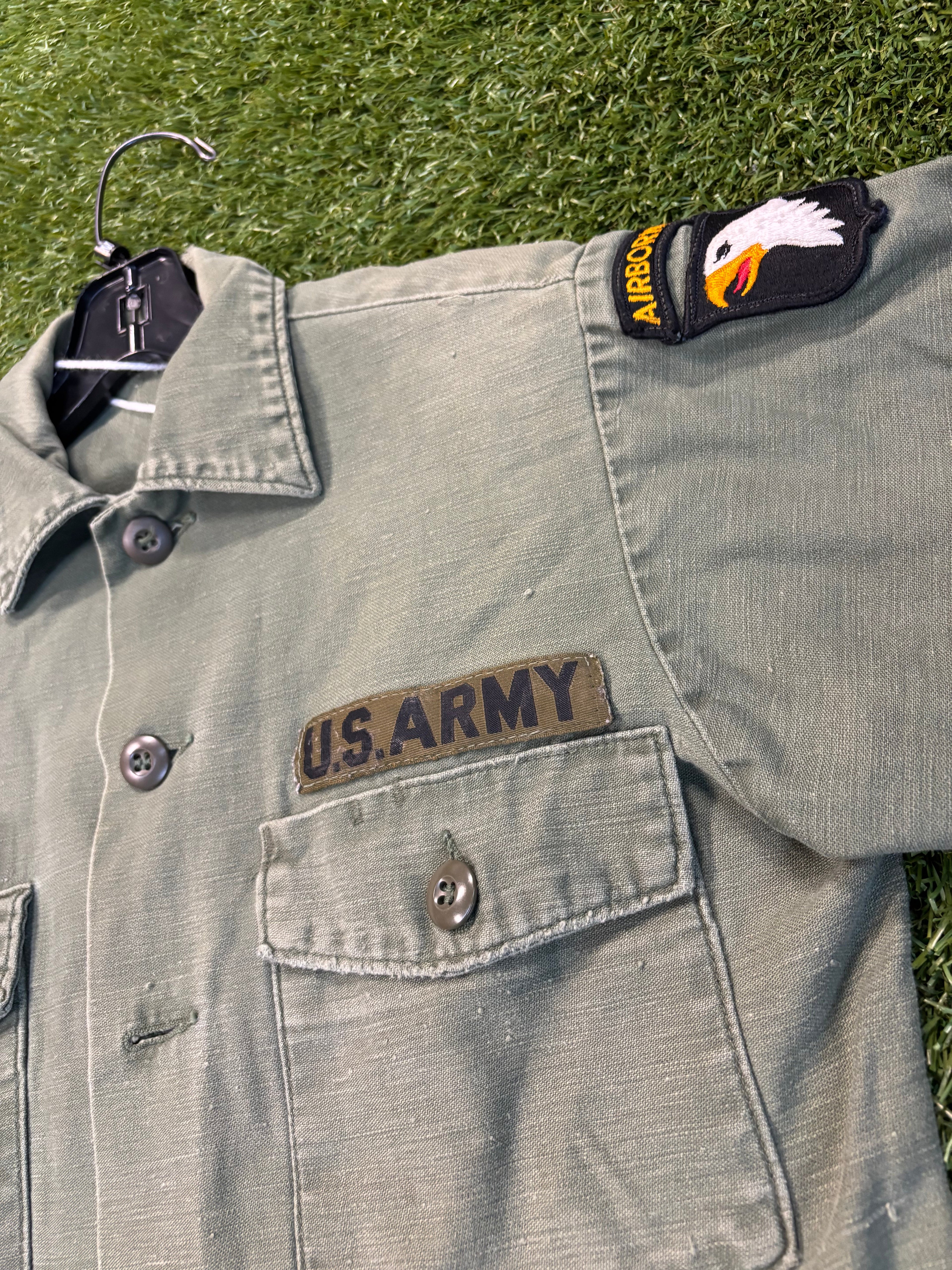 Vintage Vietnam US Army Airborne Button Up