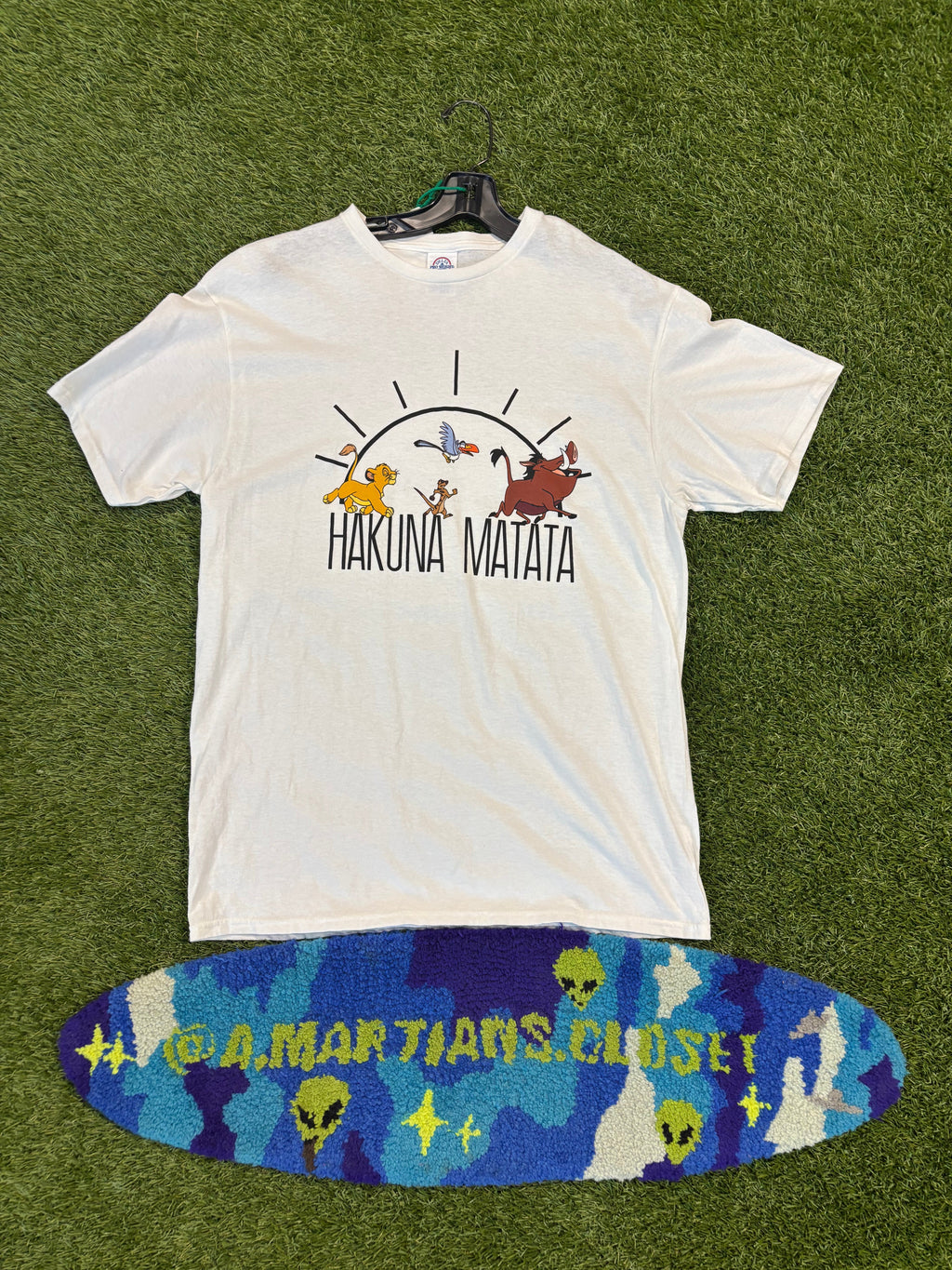Vintage Lion King Hukuna Matata Delta Pro Weights Tee