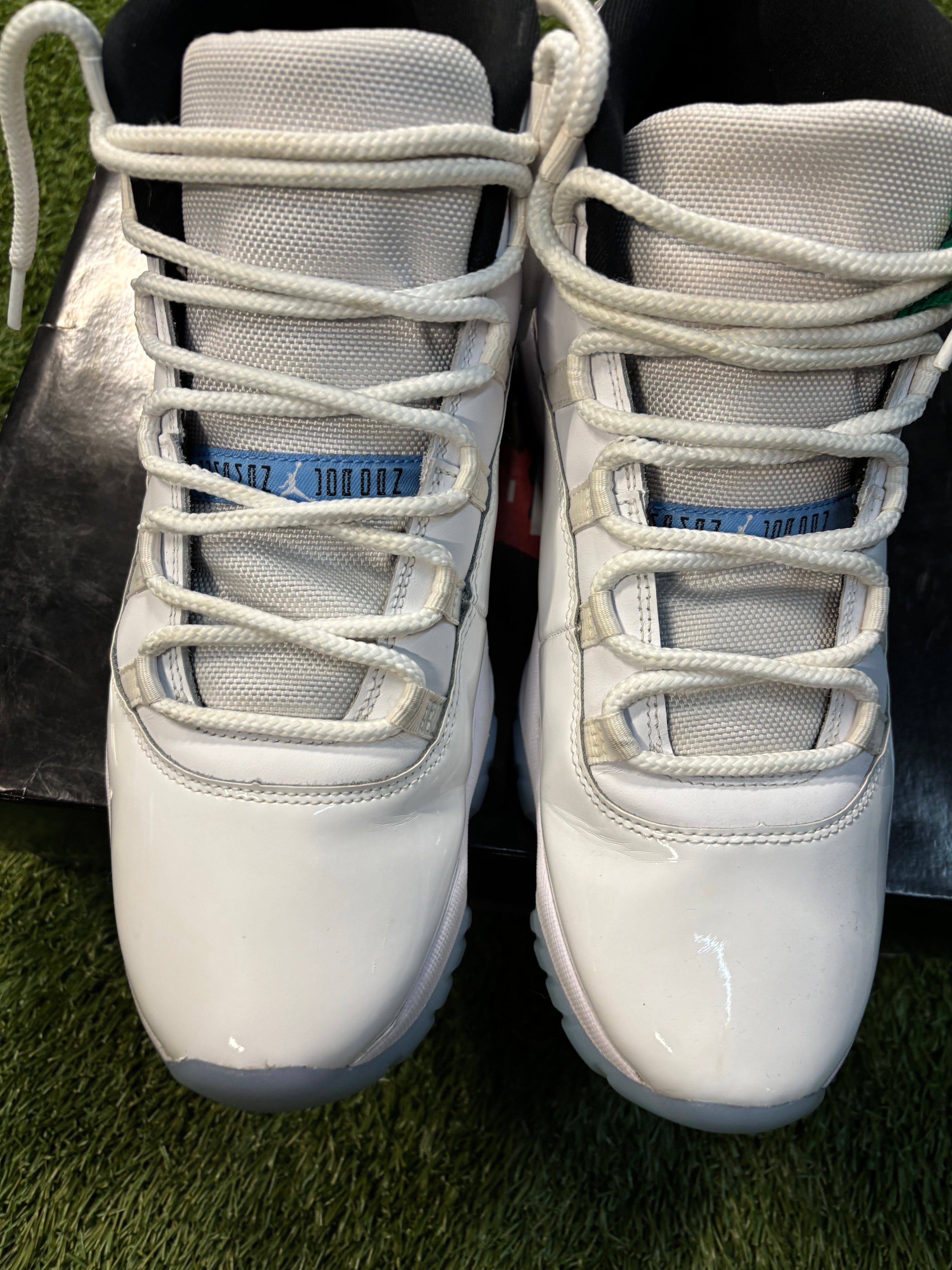 Jordan retro 11 Columbia(Used)
