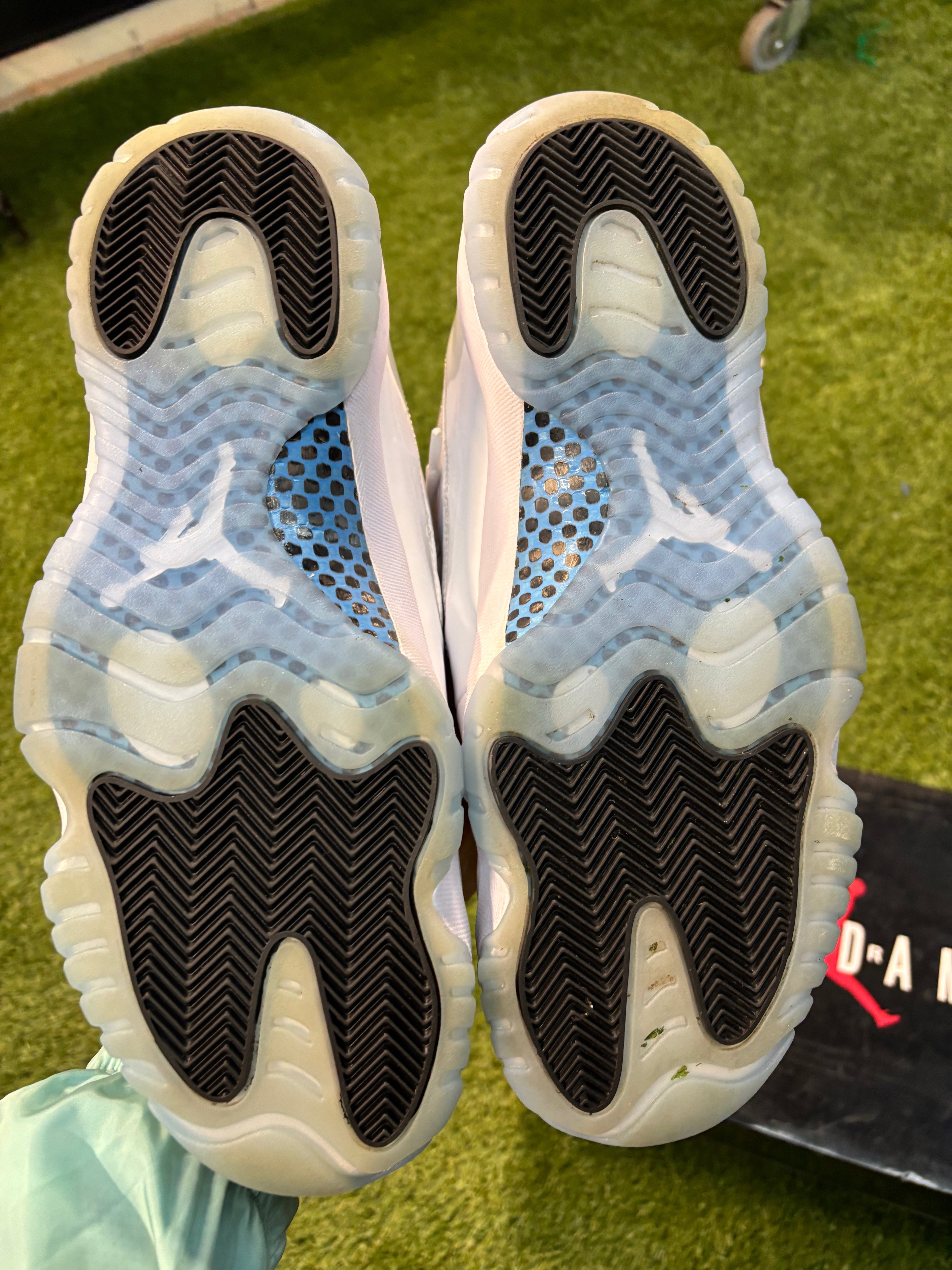 Jordan retro 11 Columbia(Used)