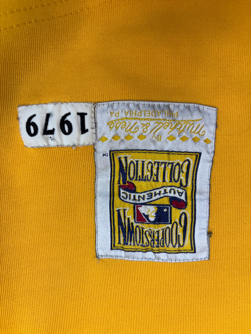 VINTAGE MITCHELL & NESS PITTSBURGH PIRATES COOPERSTOWN COLLECTION 1979 STARGELL #8 JERSEY