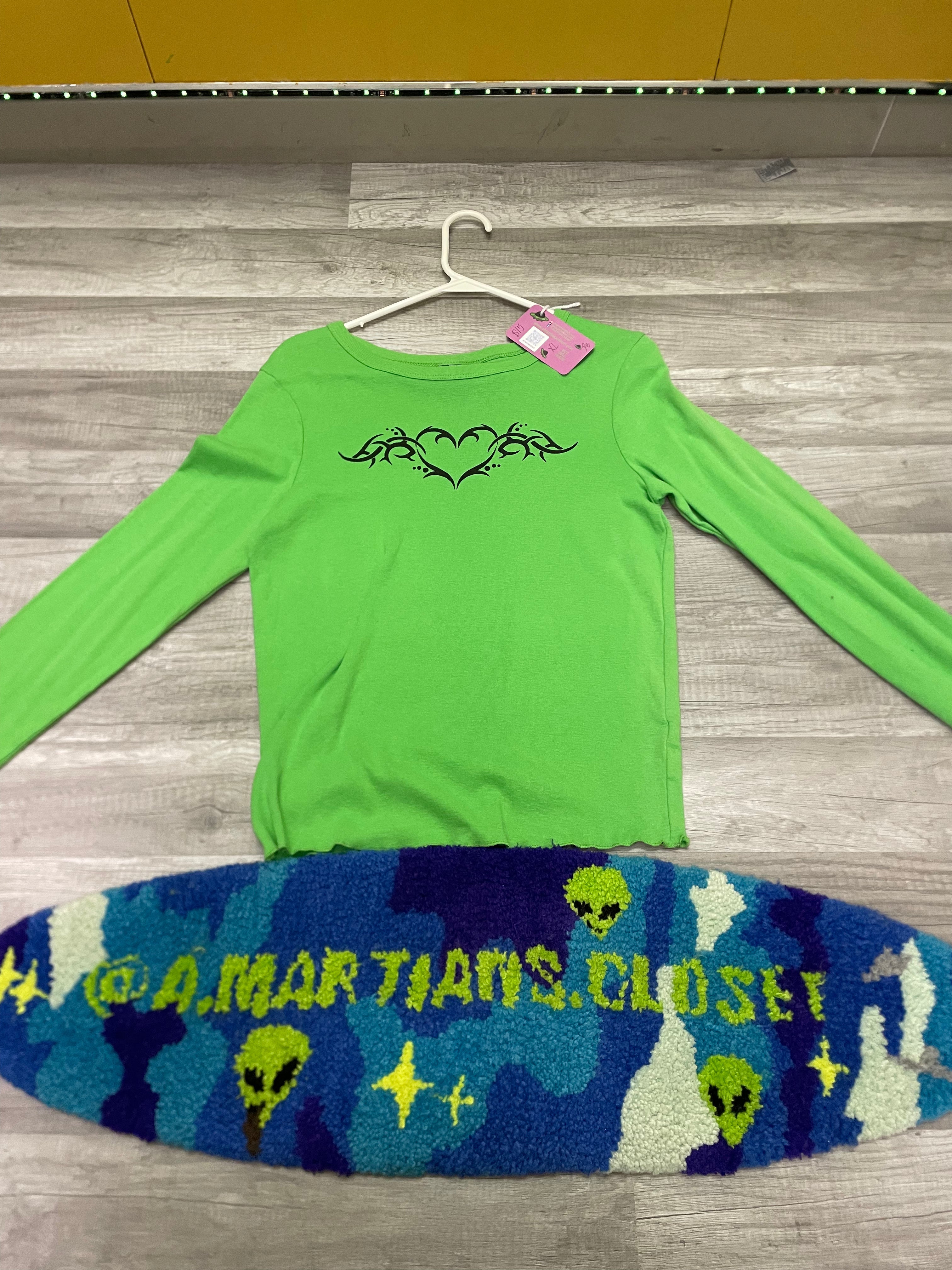 Retro Style Woman’s Top