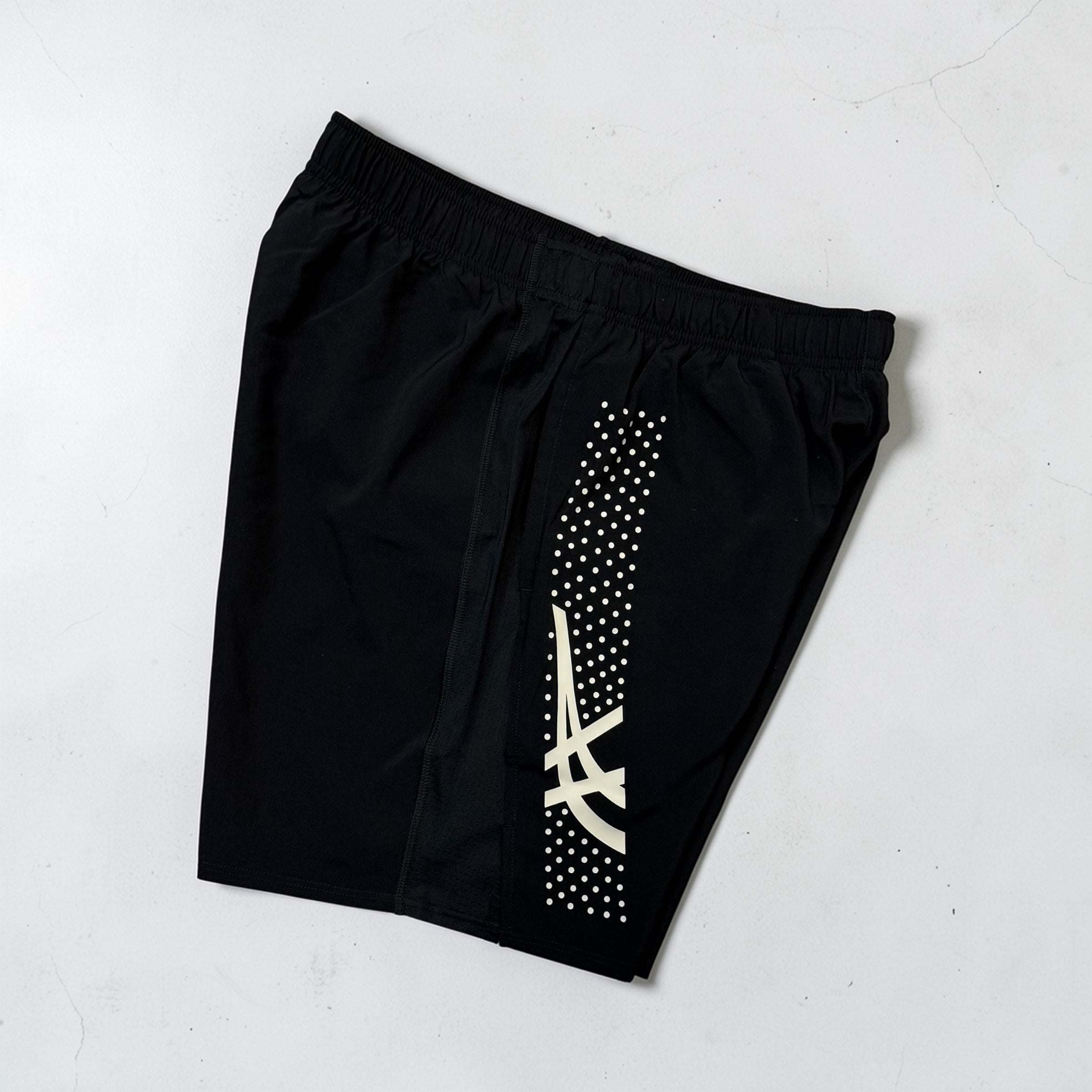 ASICS ICON SHORTS - BLACK (Japan sizing)